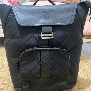 Paper lip diaper bag